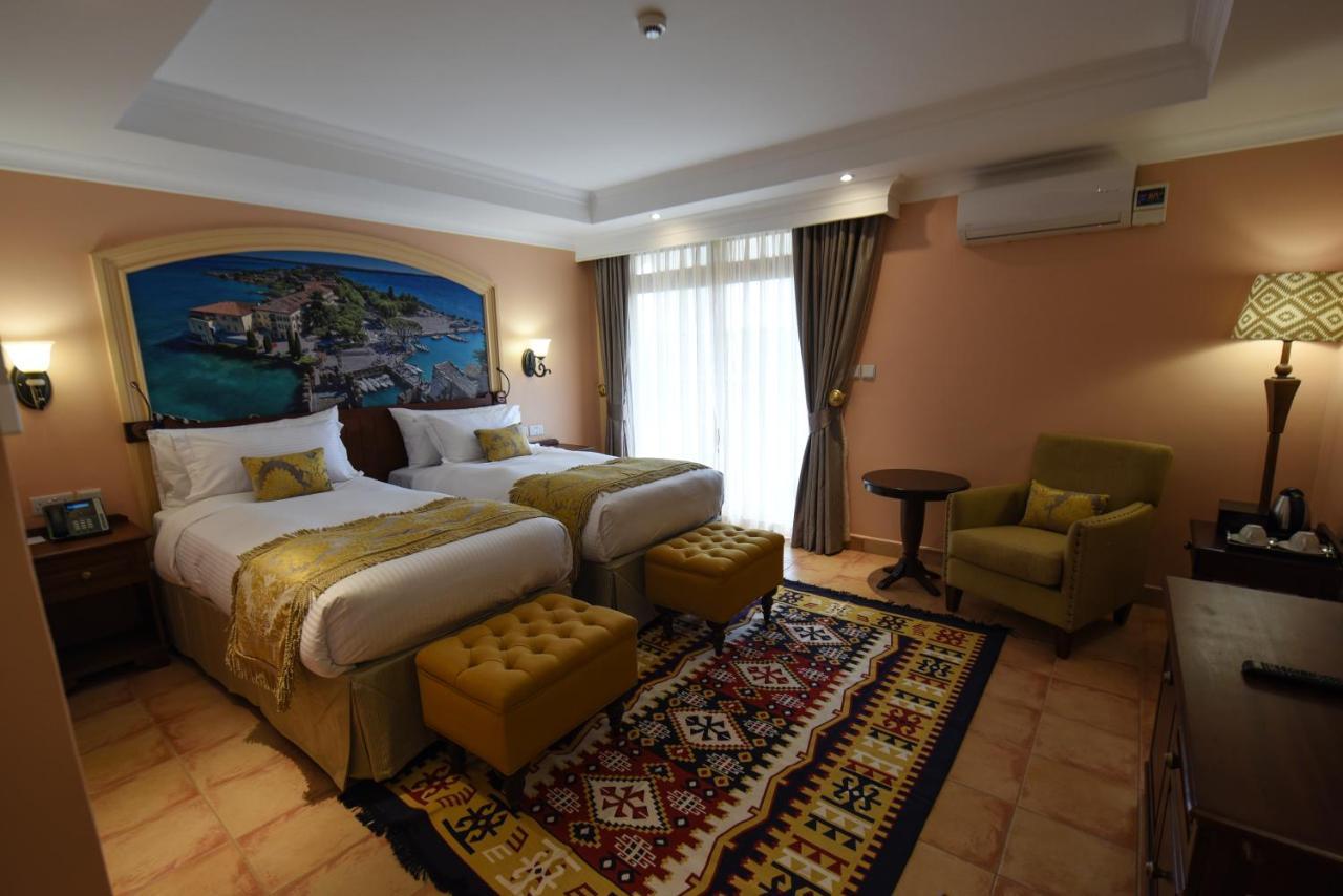 Casa Solada Hotel Кампала Екстериор снимка