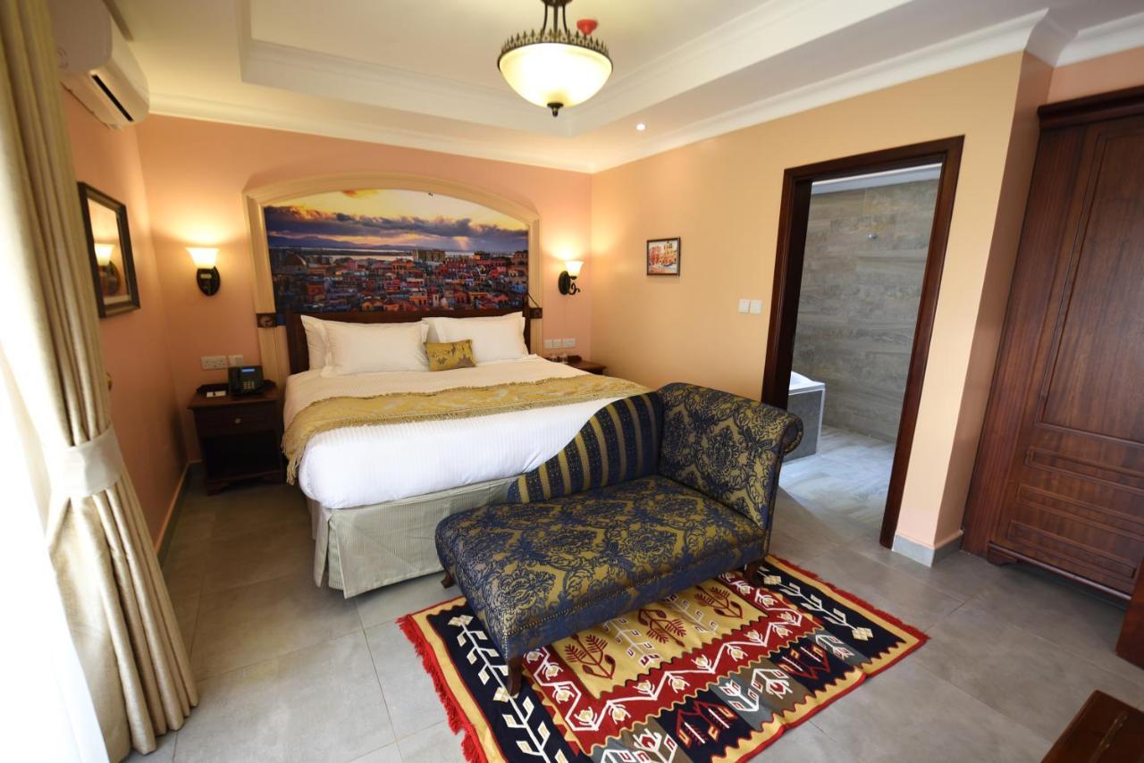 Casa Solada Hotel Кампала Екстериор снимка