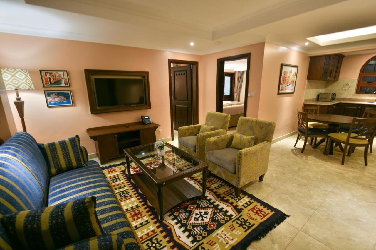Casa Solada Hotel Кампала Екстериор снимка