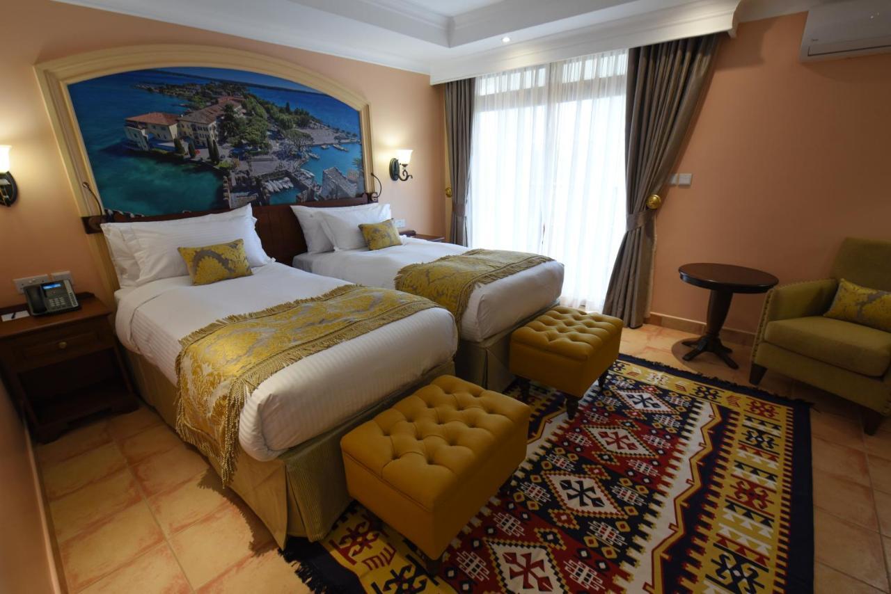 Casa Solada Hotel Кампала Екстериор снимка