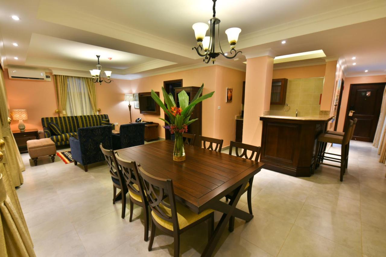 Casa Solada Hotel Кампала Екстериор снимка