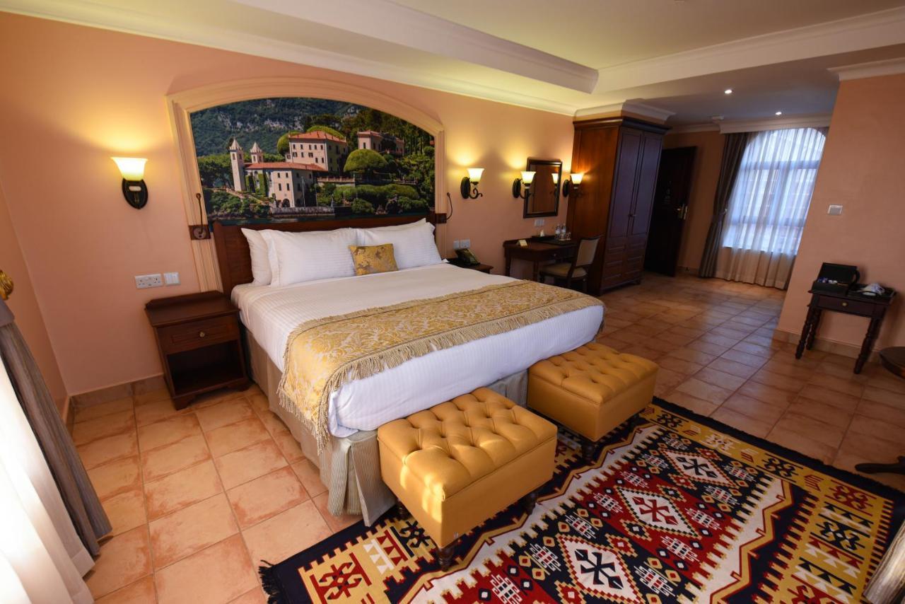 Casa Solada Hotel Кампала Екстериор снимка